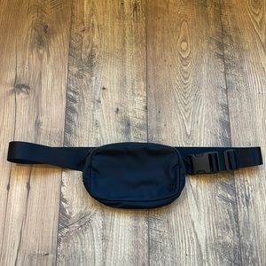 Everywhere belt bag